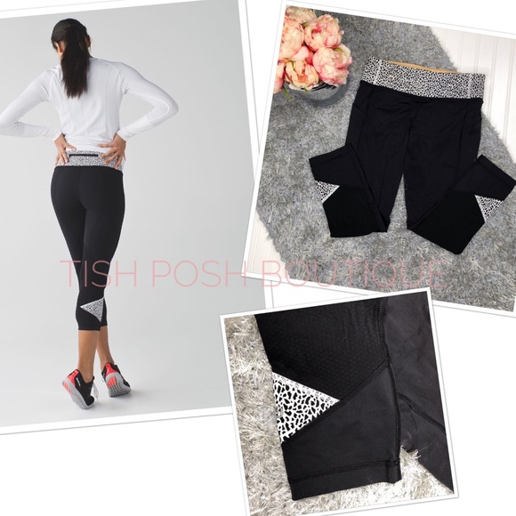 lululemon athletica Pants - Lululemon Black and White Mosaic Pace Rival Crop